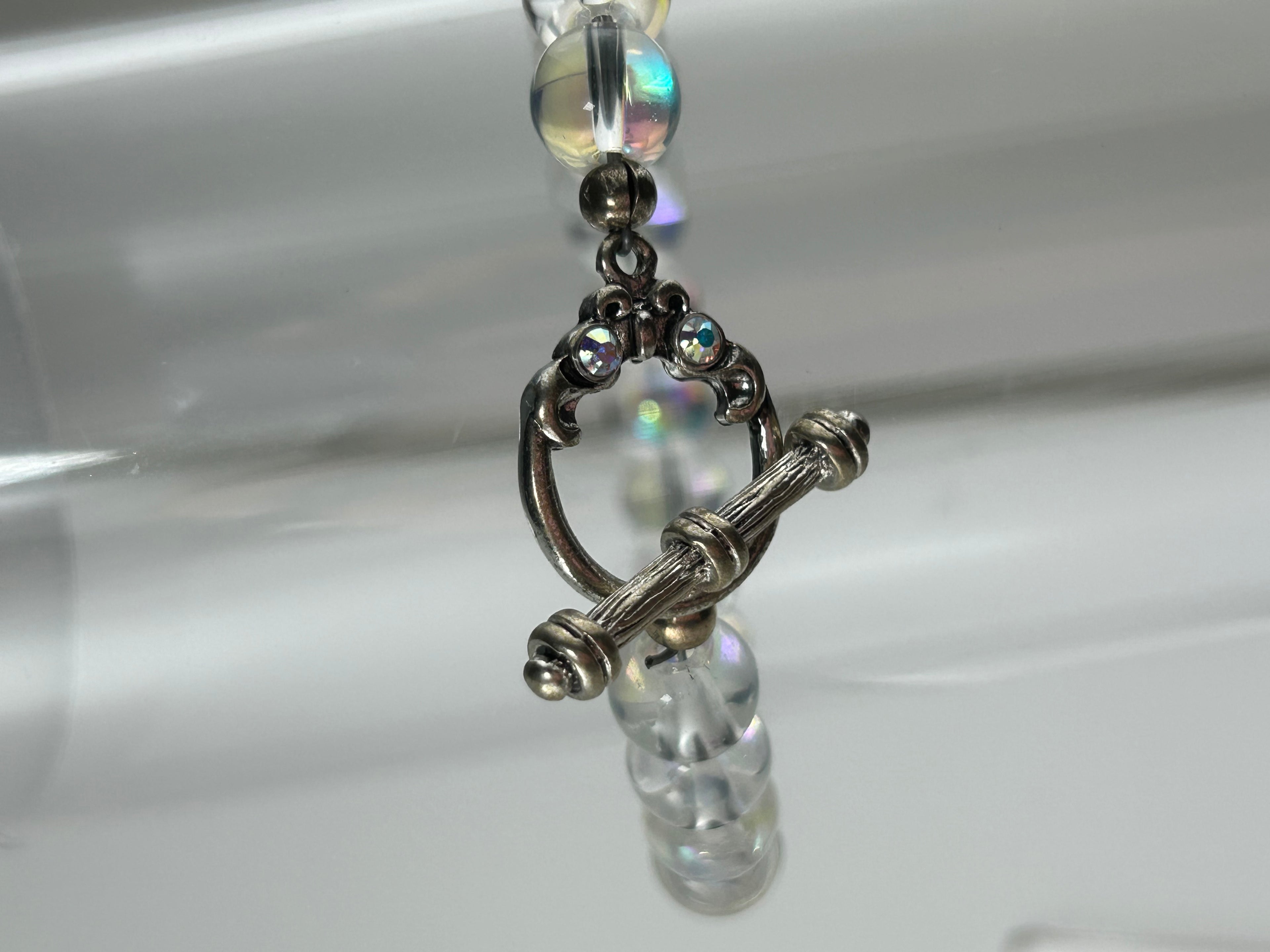 Glass Beads Iridescent Bracelet