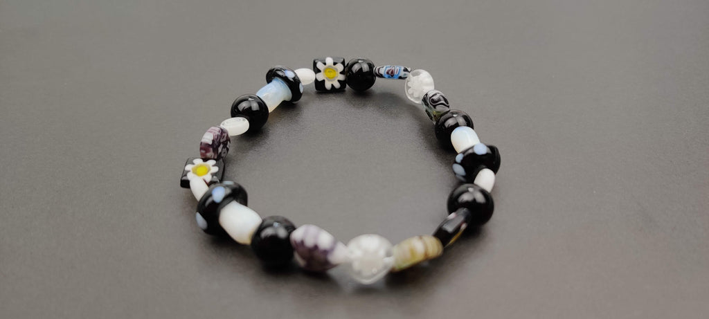 Lampwork Glass Millefiori Beads in Light Black,  Gray and White Glass Beads Stretch Bracelet